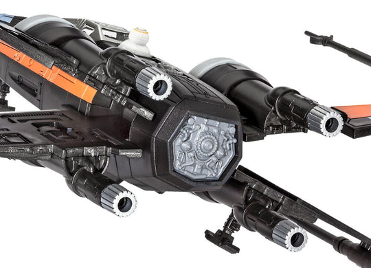 Poe's X-Wing Fighter (w/Sound): Build & Play