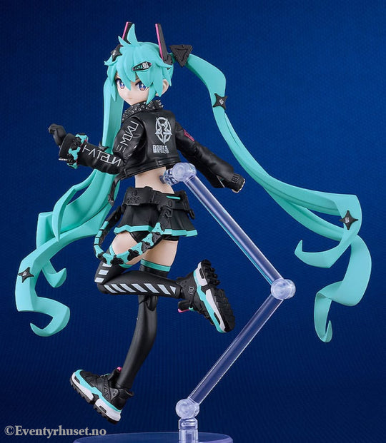 Character Vocal Series 01: Hatsune Miku Plamatea Plastic Model Kit Hatsune Miku: Chuocho Tactical Craft Ver. 15 cm