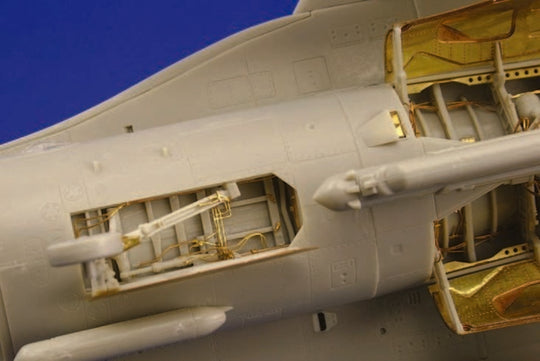 F-16CJ Block 50 Fighting Falcon undercarriage für Tamiya Bausatz