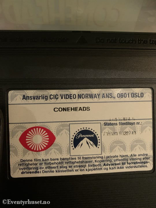 Coneheads. 1993. Vhs. Vhs