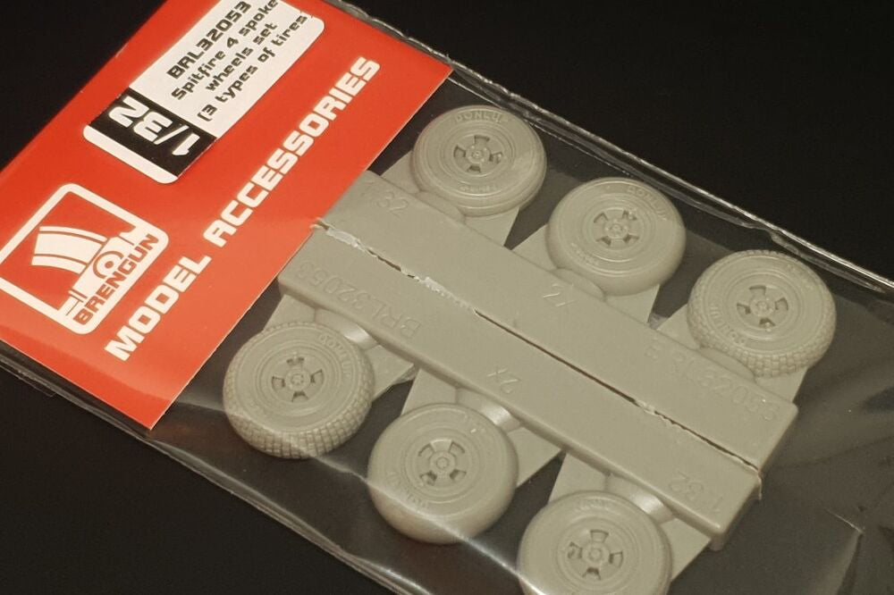 Spitfire 4 spoke wheels set (3 types of tires)