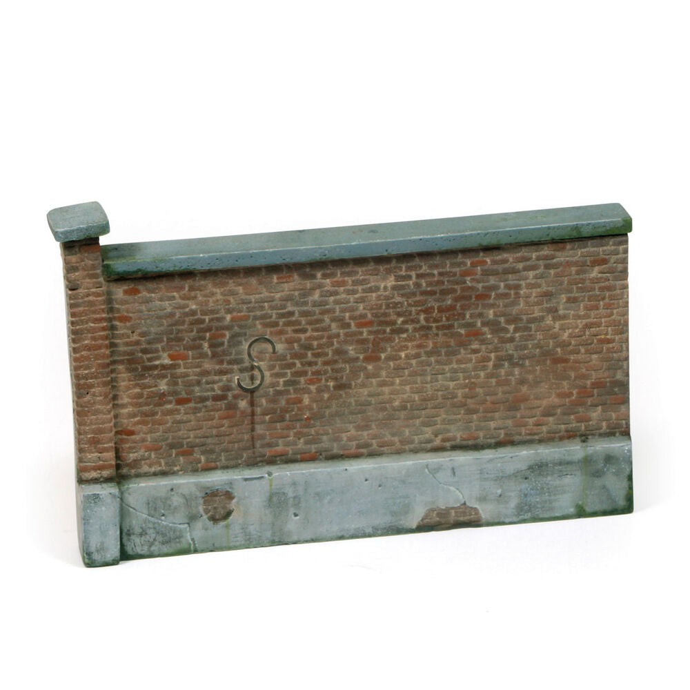 Vallejo Scenics: Old Brick Wall 15x10 cm