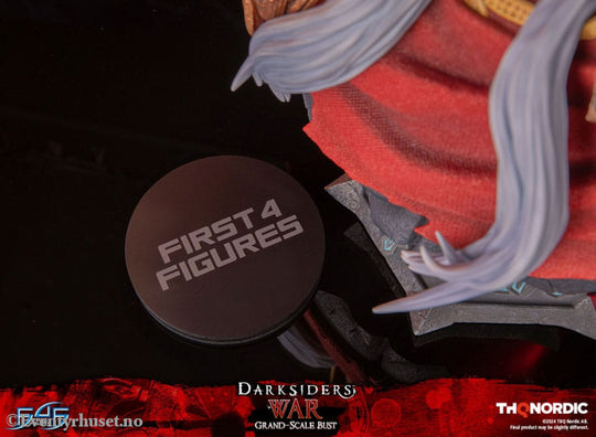 Darksiders Grand Scale Bust War 37 cm Collectibles