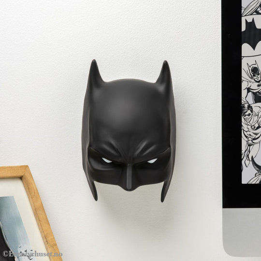 DC Comics 3D LED Light Batman Mask Home & Gifts
