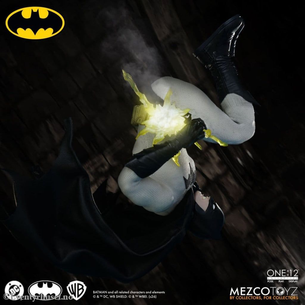 DC Comics Action Figure 1/12 Batman: Year One 17 cm Toys