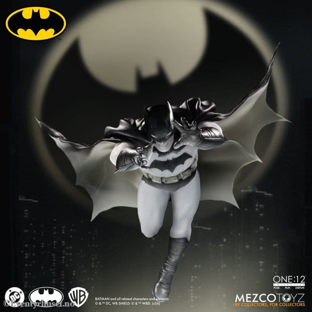DC Comics Action Figure 1/12 Batman: Year One 17 cm Toys