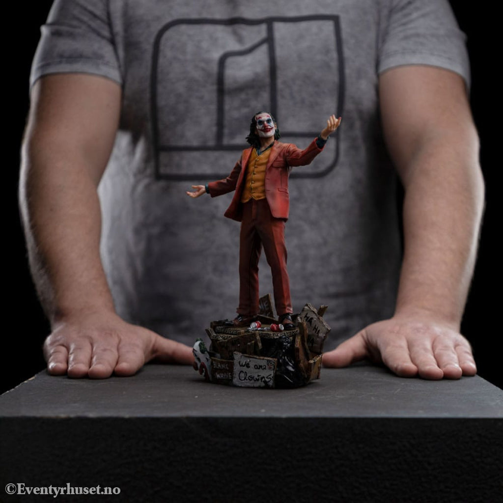 DC Comics Art Scale Deluxe Statue 1/10 Joker (Arthur Fleck) 19 cm Collectibles