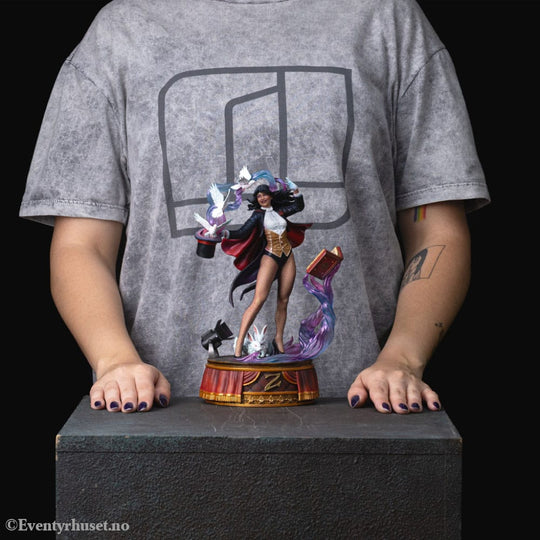 DC Comics Art Scale Statue 1/10 Zatanna 27 cm Collectibles
