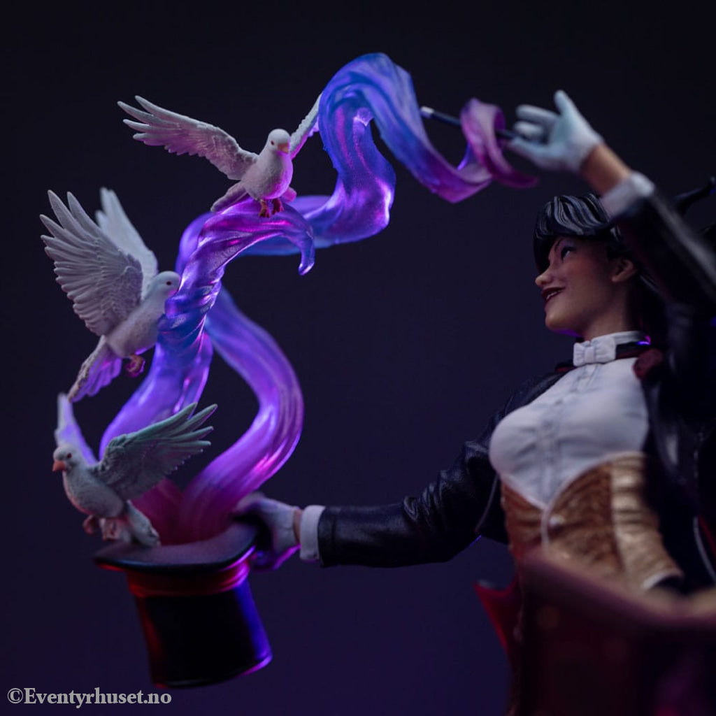 DC Comics Art Scale Statue 1/10 Zatanna 27 cm Collectibles