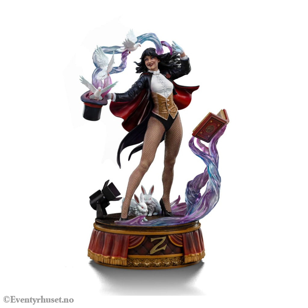 DC Comics Art Scale Statue 1/10 Zatanna 27 cm Collectibles