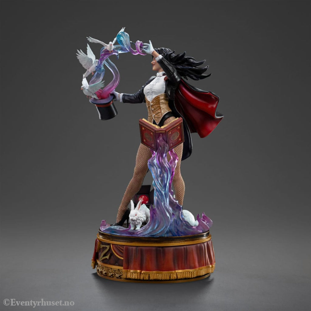 DC Comics Art Scale Statue 1/10 Zatanna 27 cm Collectibles