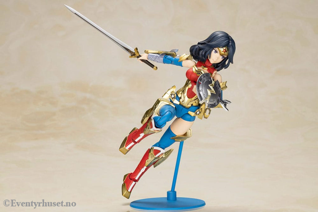 DC Comics Cross Frame Girl Plastic Model Kit Wonder Woman Humikane Shimada Ver. 16 cm. Mint In Sealed Box (MISB)!