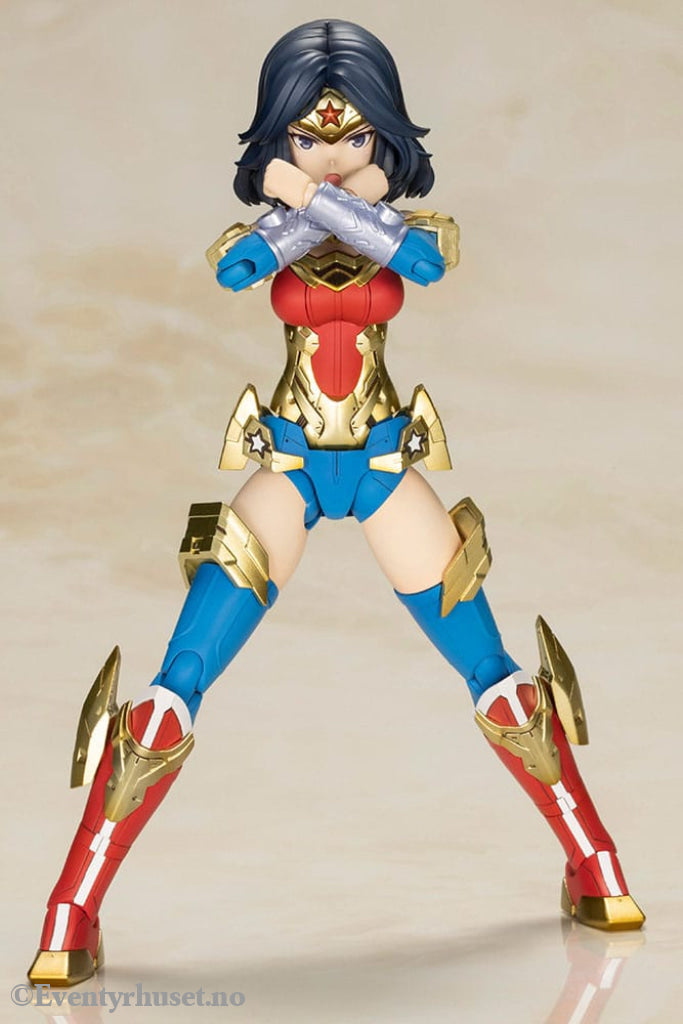DC Comics Cross Frame Girl Plastic Model Kit Wonder Woman Humikane Shimada Ver. 16 cm. Mint In Sealed Box (MISB)!