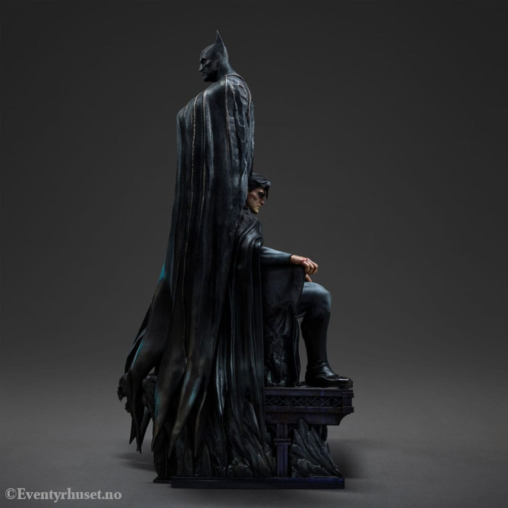 DC Comics Legacy Replica Statue 1/4 Batman and Bruce Wayne 79 cm Collectibles