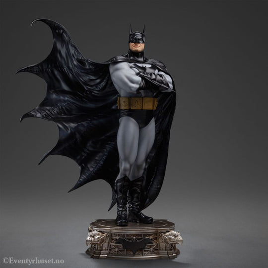 DC Comics Legacy Replica Statue 1/4 Batman DC Trinity 60 cm Collectibles