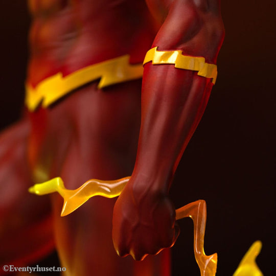 DC Comics Legacy Replica Statue 1/4 Flash 54 cm Collectibles