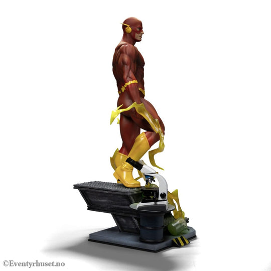 DC Comics Legacy Replica Statue 1/4 Flash 54 cm Collectibles