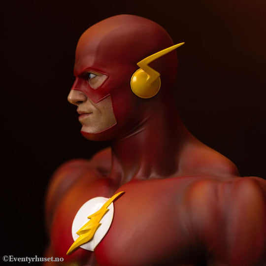 DC Comics Legacy Replica Statue 1/4 Flash 54 cm Collectibles