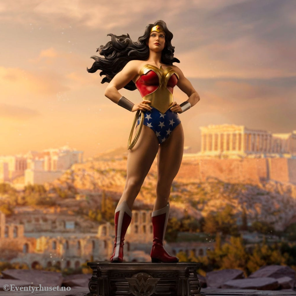 DC Comics Legacy Replica Statue 1/4 Wonder Woman 56 cm Collectibles