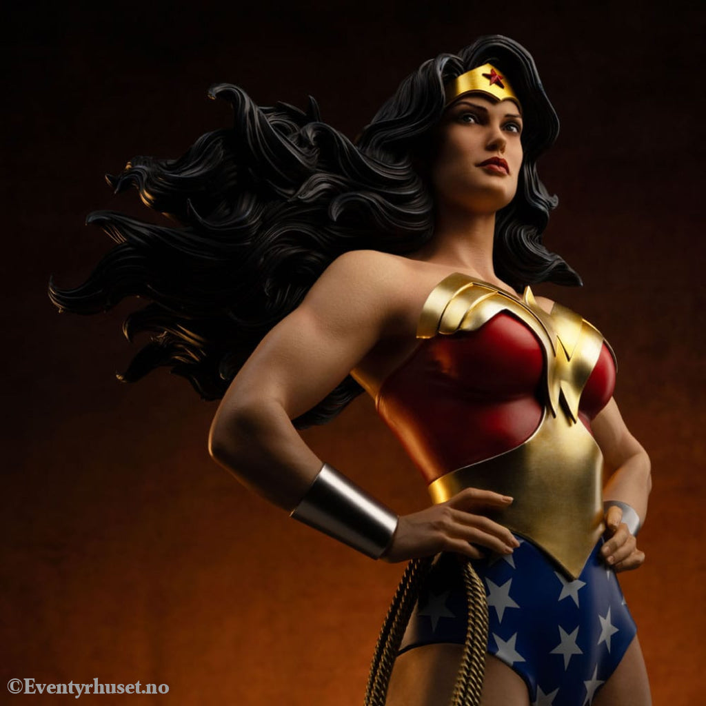 DC Comics Legacy Replica Statue 1/4 Wonder Woman 56 cm Collectibles