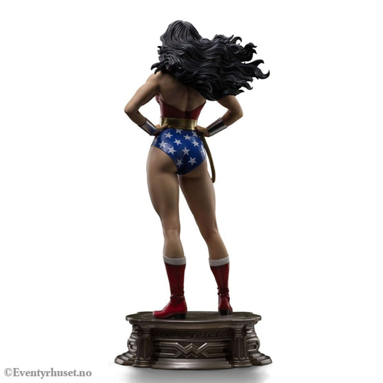 DC Comics Legacy Replica Statue 1/4 Wonder Woman 56 cm Collectibles