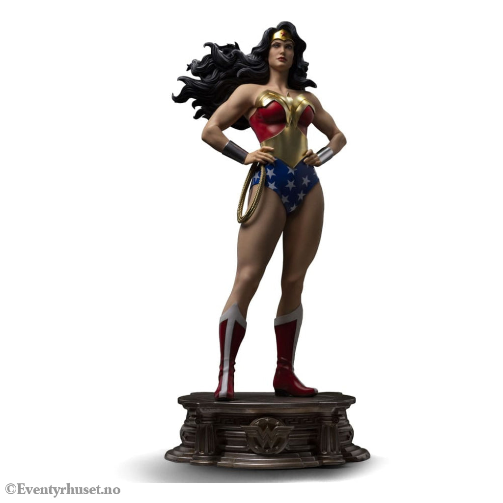 DC Comics Legacy Replica Statue 1/4 Wonder Woman 56 cm Collectibles