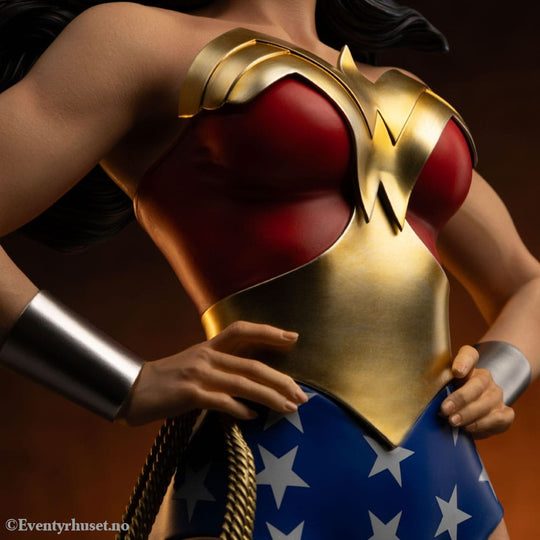 DC Comics Legacy Replica Statue 1/4 Wonder Woman 56 cm Collectibles