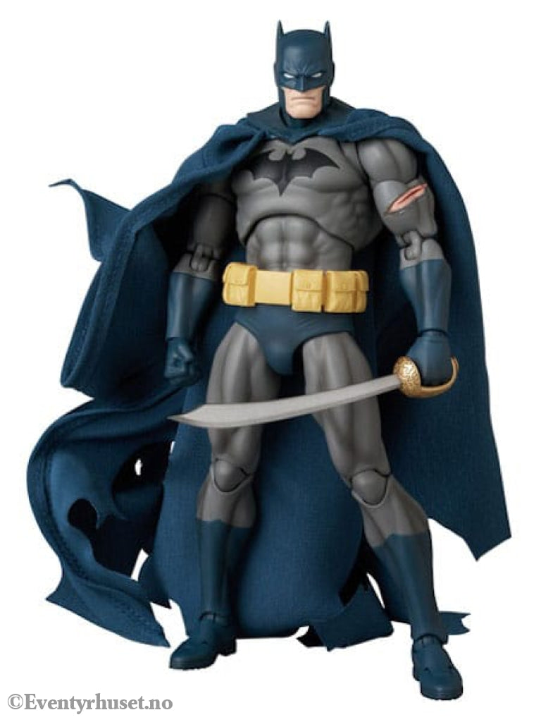 DC Comics MAFEX Action Figure Batman Damage Ver. (Batman: Hush Ver.) 16 cm Toys