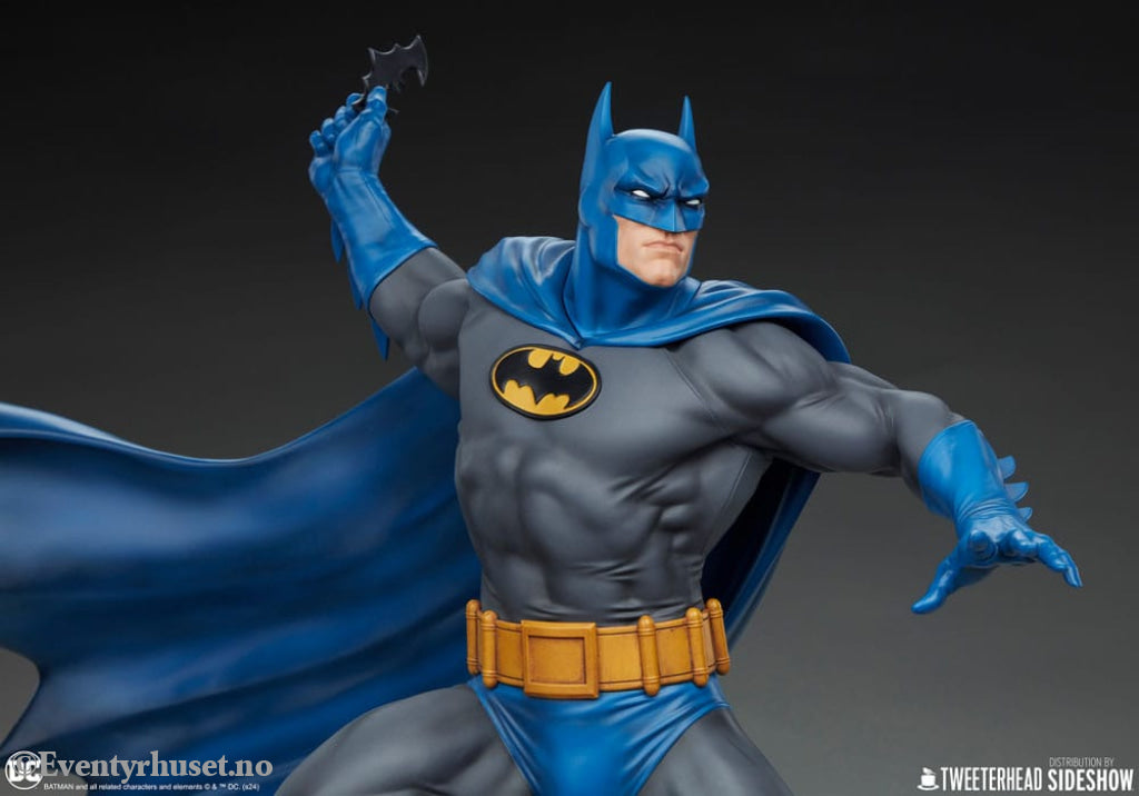DC Comics Maquette 1/6 Batman (Retro Edition) 50 cm Collectibles