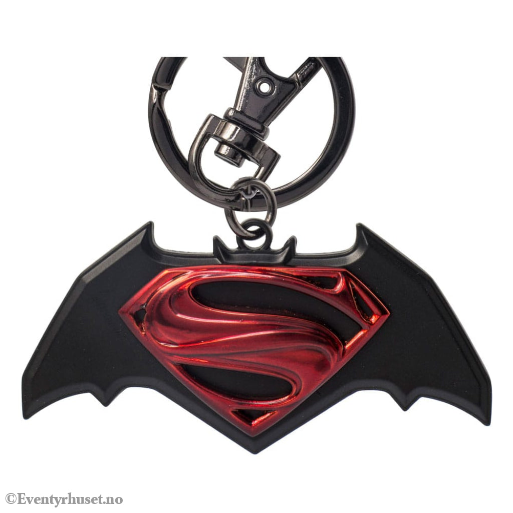 DC Comics Pewter-Keychain Batman vs. Superman Logo Fashion & Accessories