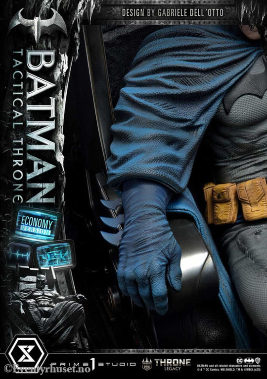 DC Comics Throne Legacy Collection Statue 1/3 Batman Tactical Throne Economy Version 46 cm Collectibles