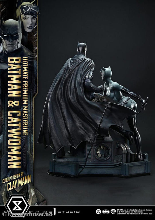 DC Comics Ultimate Premium Masterline Series Statue 1/4 Batman & Catwoman (Concept Design by Clay Mann) 56 cm