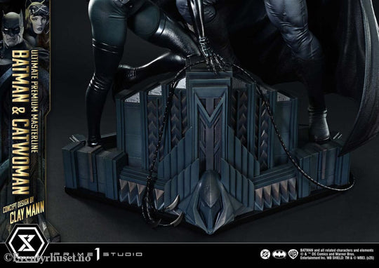 DC Comics Ultimate Premium Masterline Series Statue 1/4 Batman & Catwoman (Concept Design by Clay Mann) 56 cm