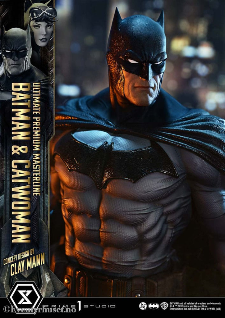 DC Comics Ultimate Premium Masterline Series Statue 1/4 Batman & Catwoman (Concept Design by Clay Mann) 56 cm