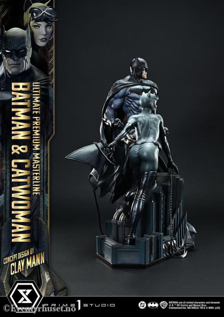 DC Comics Ultimate Premium Masterline Series Statue 1/4 Batman & Catwoman (Concept Design by Clay Mann) 56 cm