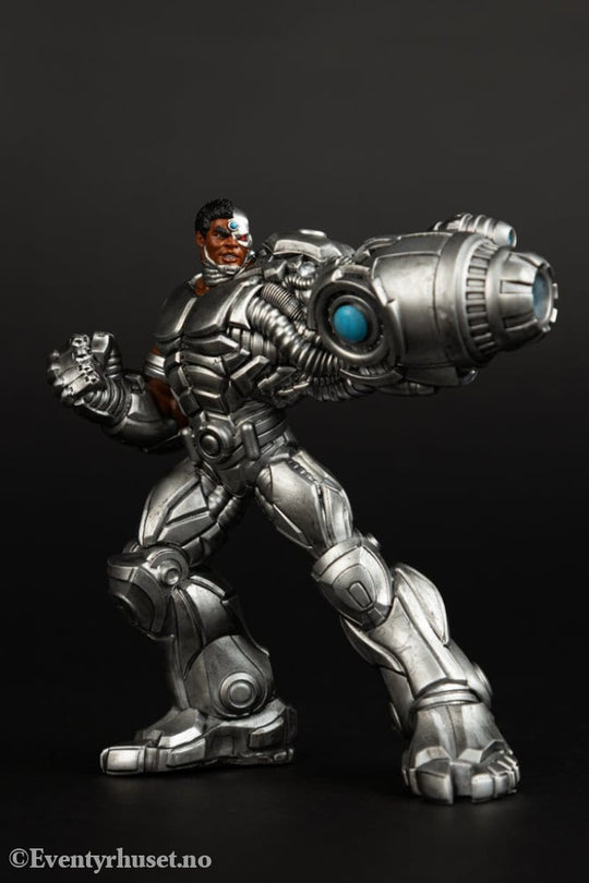 DC Direct Collector Vinyl Statue Cyborg 12 cm Collectibles