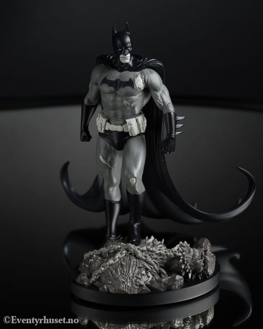 DC Direct Statue 1/10 Batman by Bjorn Barends (Black White) 18 cm Collectibles