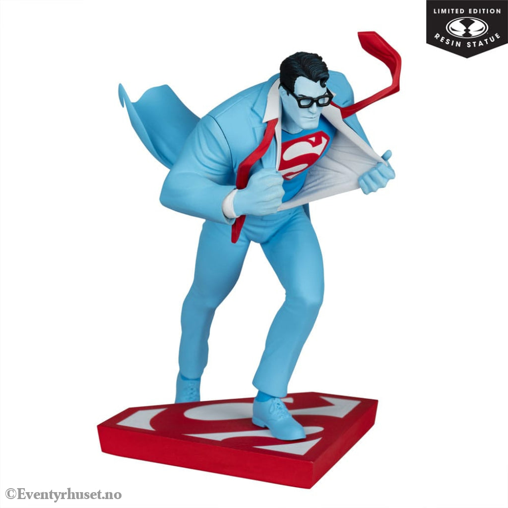 DC Direct Statue 1/10 Superman Red and Blue: Superman by Clayton Henry Limited Edition 16 cm Collectibles