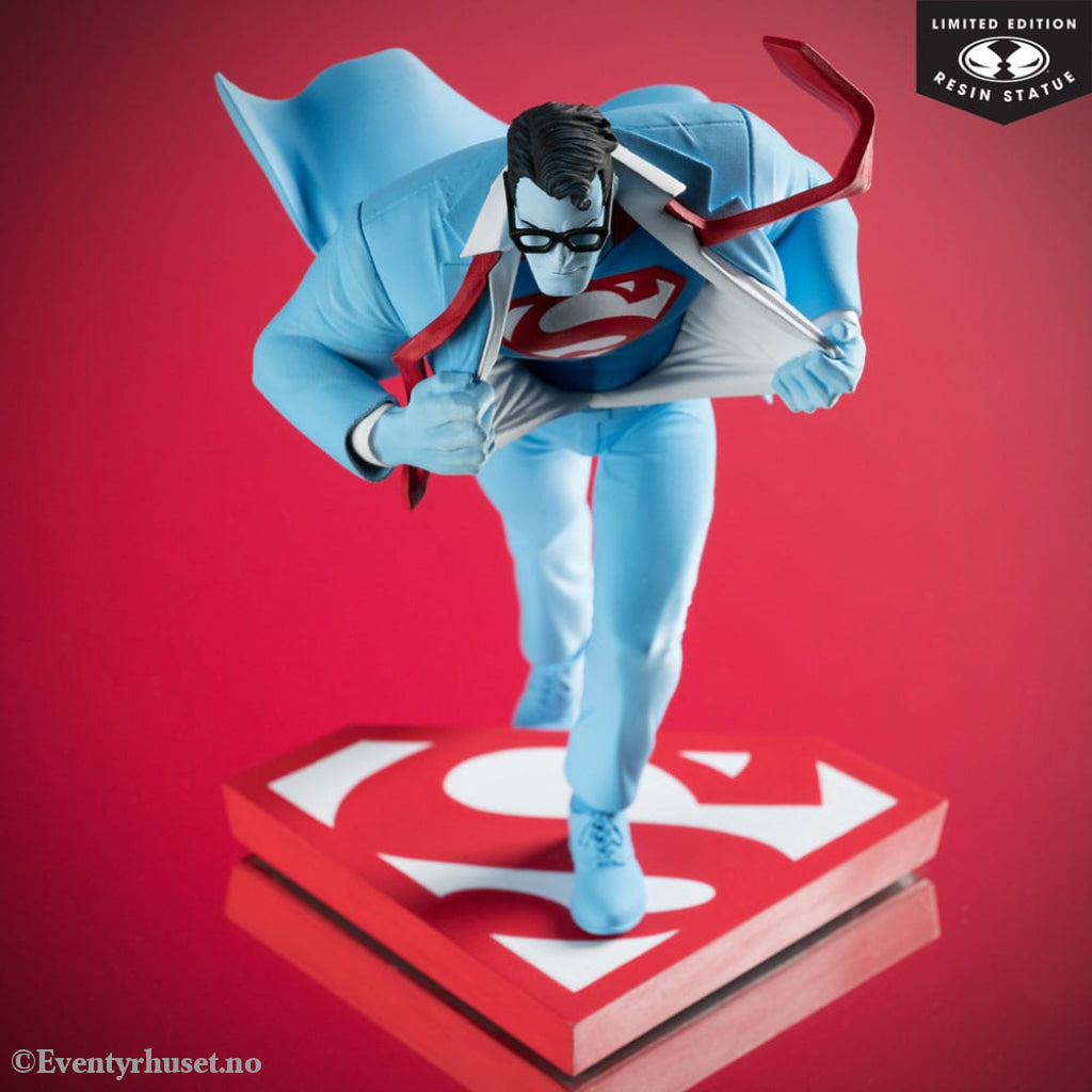 DC Direct Statue 1/10 Superman Red and Blue: Superman by Clayton Henry Limited Edition 16 cm Collectibles
