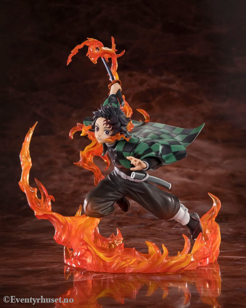 Demon Slayer: Kimetsu no Yaiba FiguartsZERO PVC Statue Kamado Tanjiro (Kyojuro Rengoku’s Sword Guard Ver.) 19 cm Manga