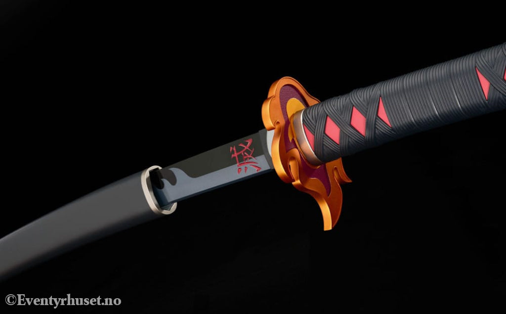 Demon Slayer: Kimetsu no Yaiba Proplica Replica 1/1 Nichirin Sword (Tanjiro Kamado) Kyojuro Rengoku´s Sword Gueard Ver.