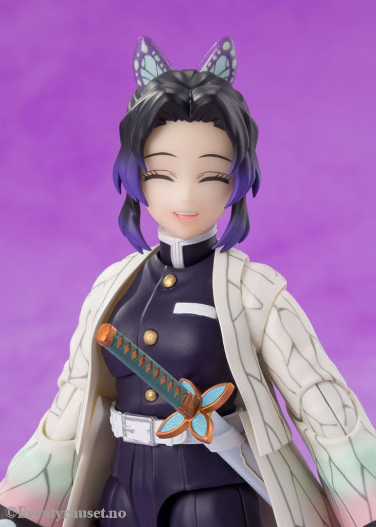 Demon Slayer: Kimetsu no Yaiba S.H.Figuarts Action Figure Shinobu Kocho 13 cm Manga & Anime
