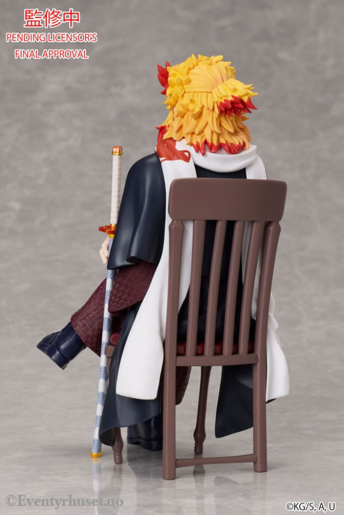 Demon Slayer: Kimetsu no Yaiba Statue Kyojuro Rengoku 16 cm Manga & Anime