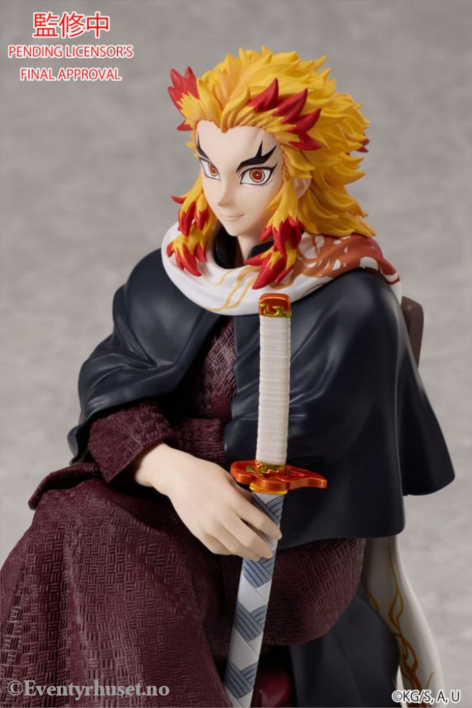 Demon Slayer: Kimetsu no Yaiba Statue Kyojuro Rengoku 16 cm Manga & Anime