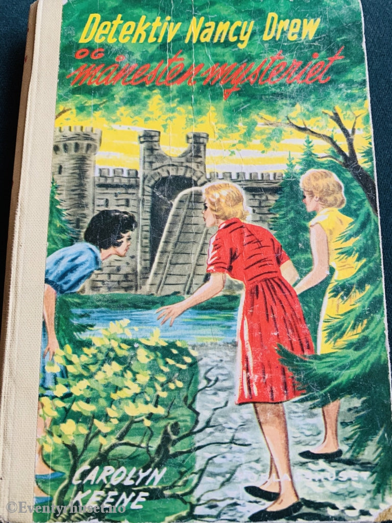 Detektiv Nancy Drew 40. Og Månesten-Mysteriet. 1964. Fortelling