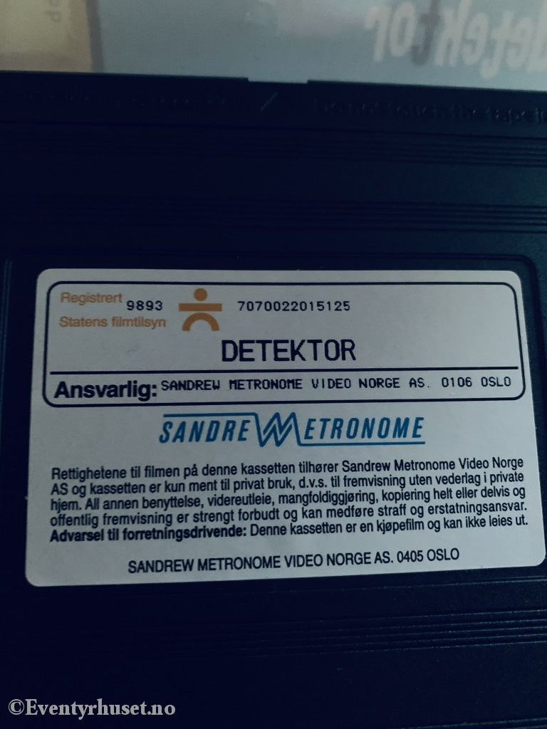 Detektor. 2000. Vhs. Vhs
