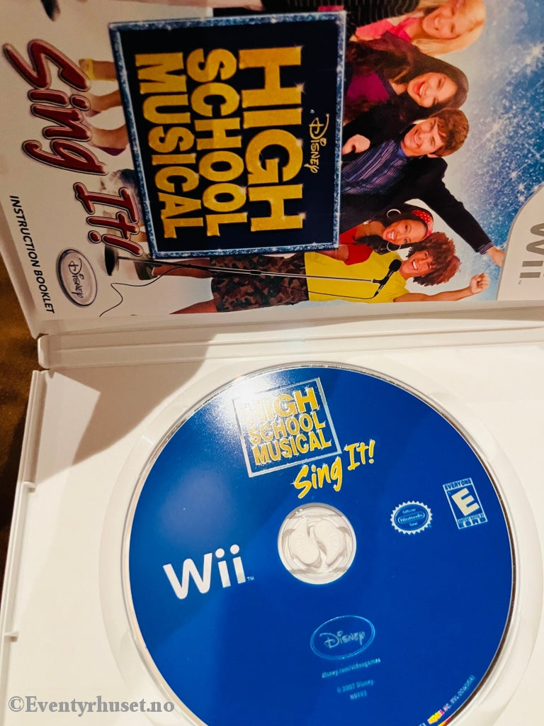 Disney High School Musical - Sing It! Nintendo Wii. Wii