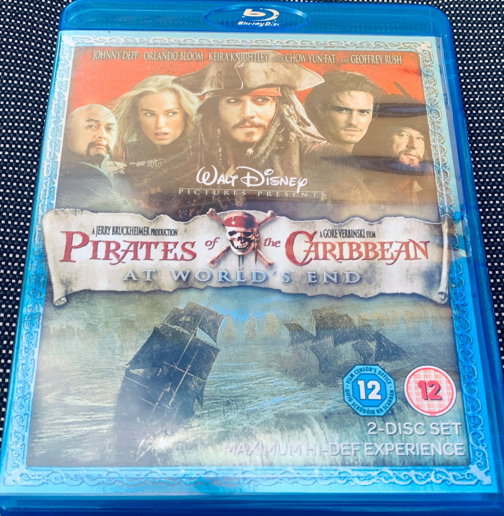 Disney´s Pirates of the Caribbean: At World's End. Blu-ray.