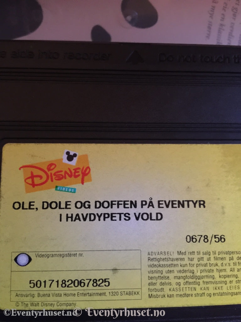 Disney Vhs. 0678/56. Ole Dole Og Doffen På Eventyr. I Havdypets Vold. Vhs