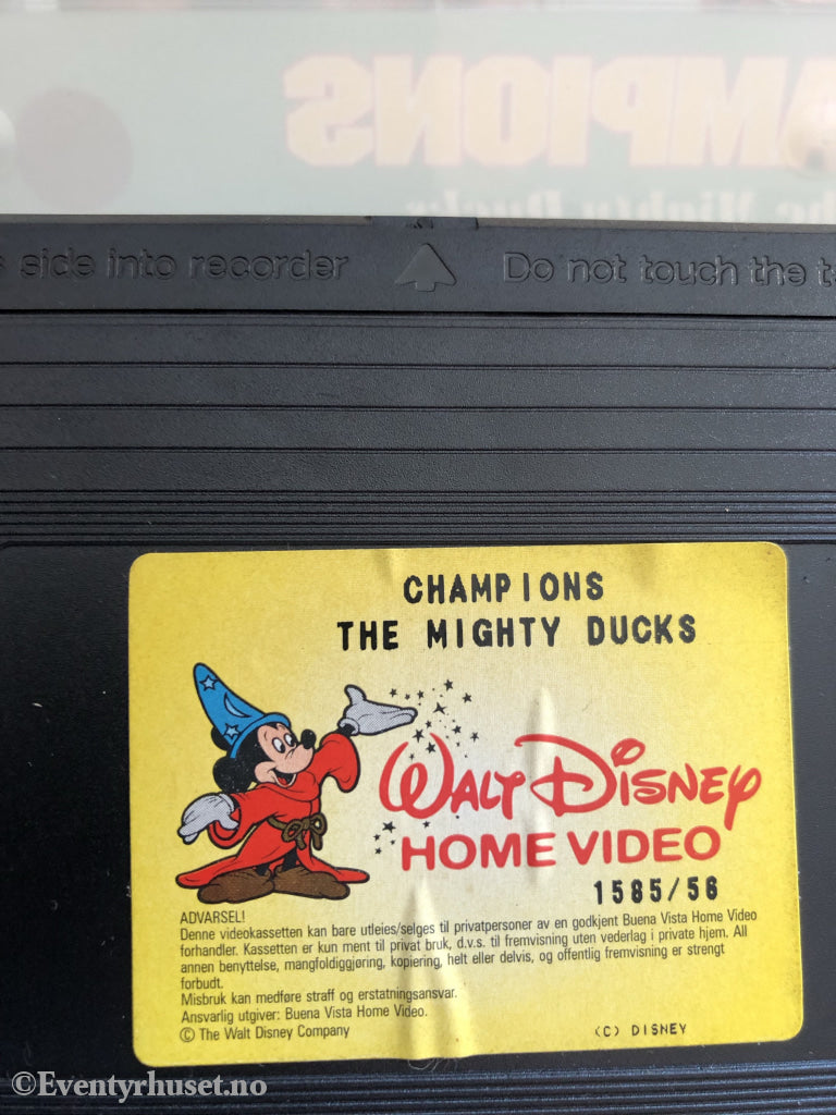 Disney Vhs 1585/56. Champions - The Mighty Ducks. 1992.